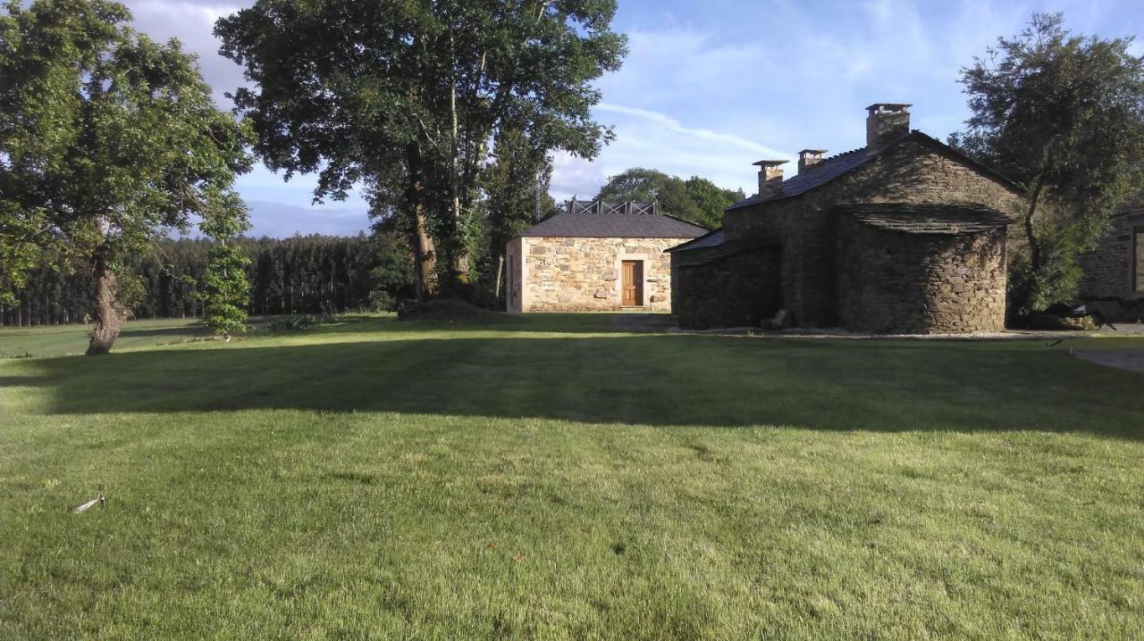 Casa Do Grilo Guest House Monfero Bagian luar foto