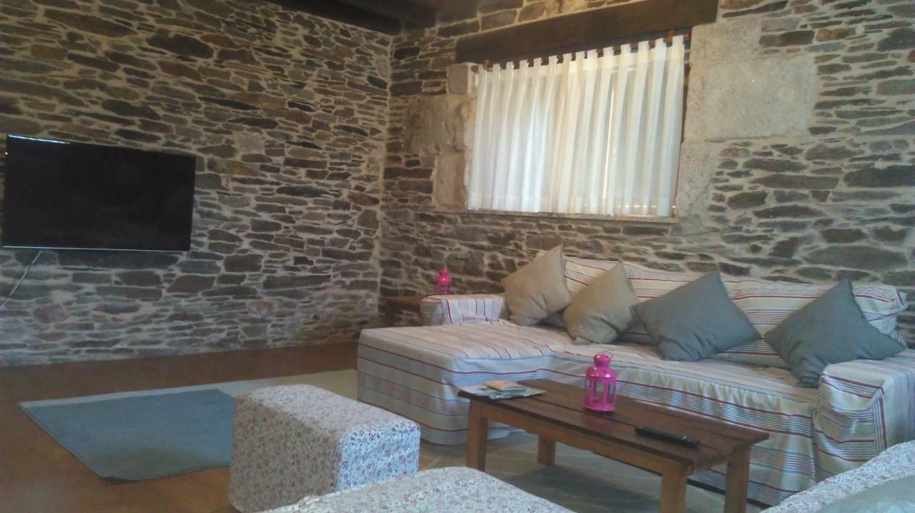 Casa Do Grilo Guest House Monfero Bagian luar foto