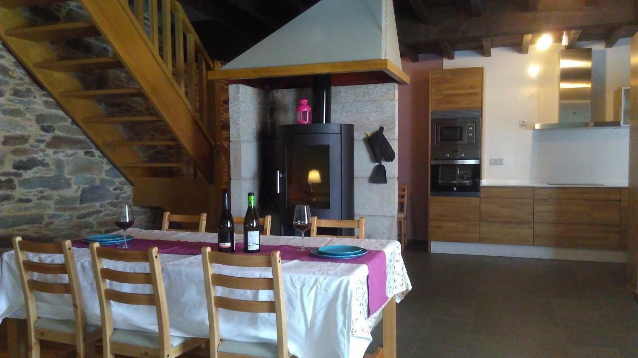 Casa Do Grilo Guest House Monfero Bagian luar foto
