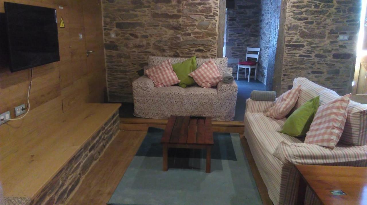 Casa Do Grilo Guest House Monfero Bagian luar foto